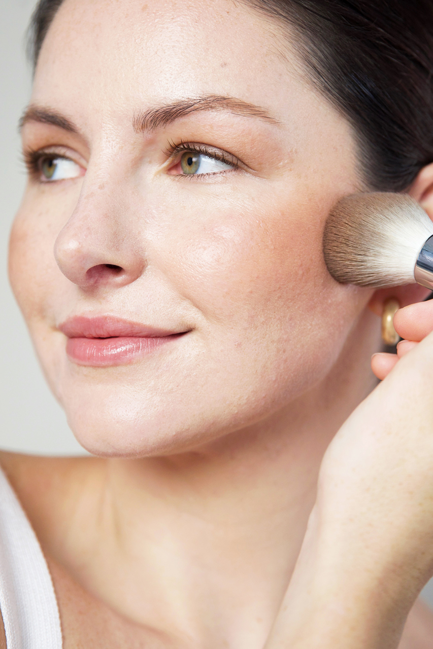 ErePerez-RicePowderBlush&Bronzer-Roma-640x960-WEB14