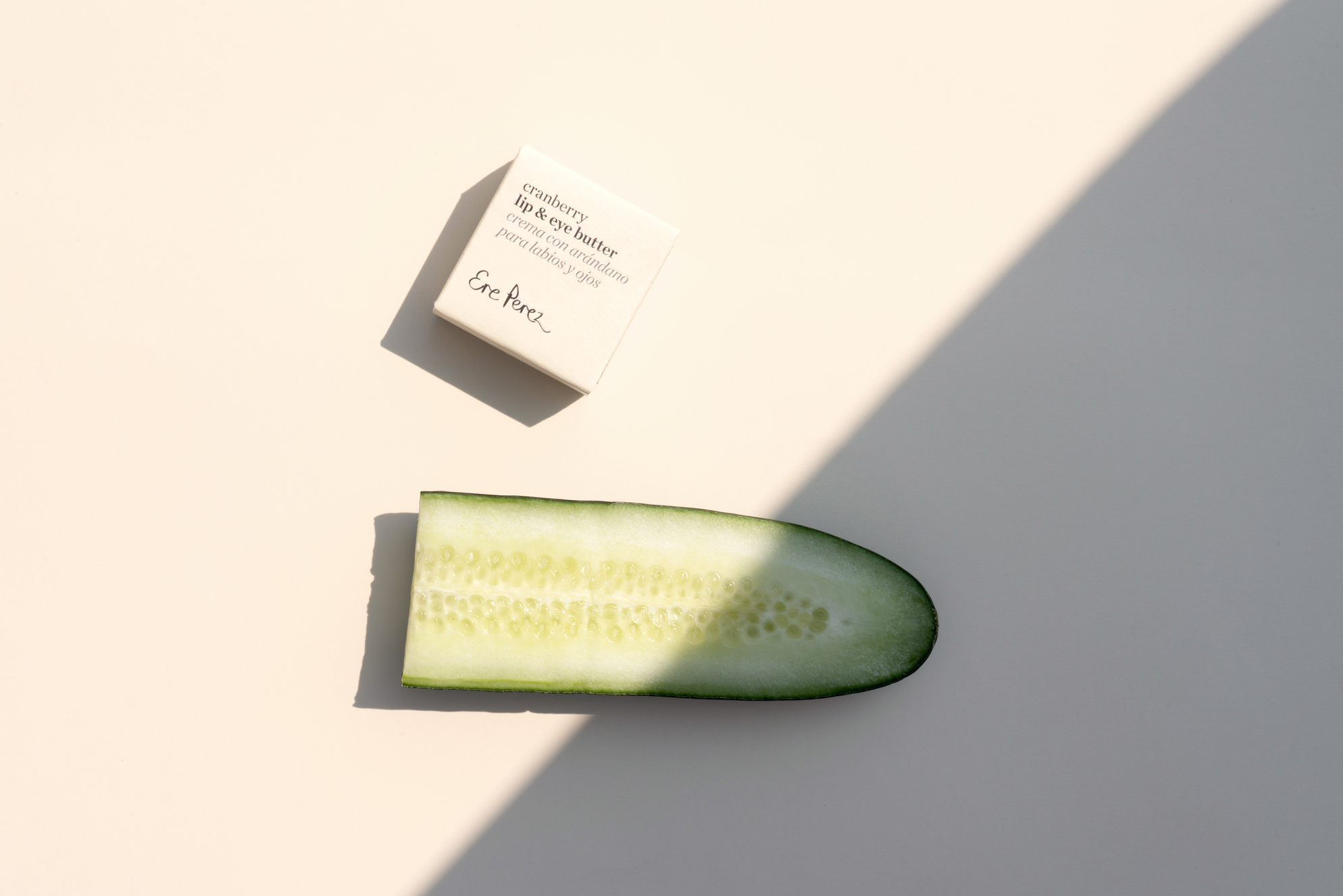 Ere Perez brusinkové máslo pro oči a rty