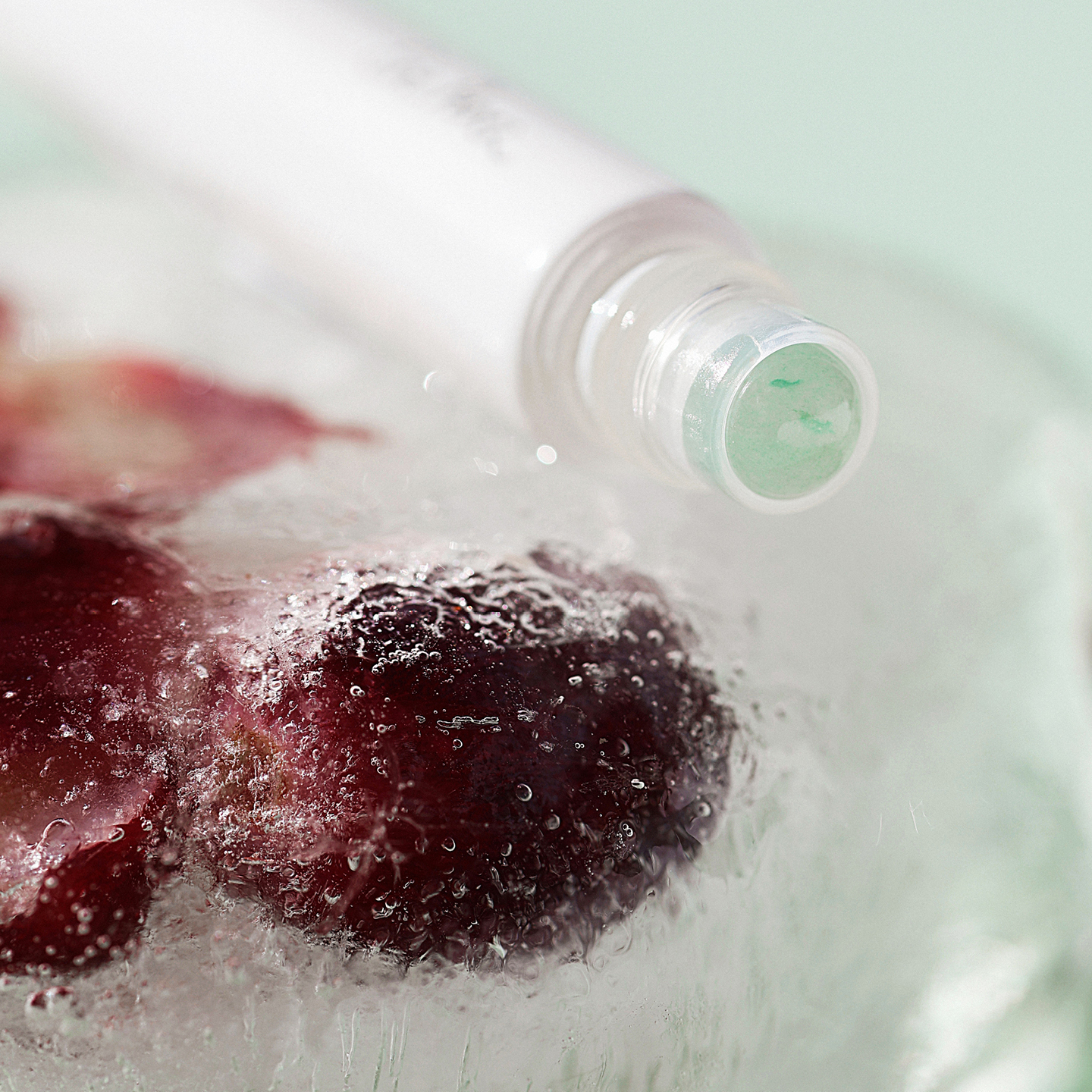 hydratacni_prirodni_ocni_serum